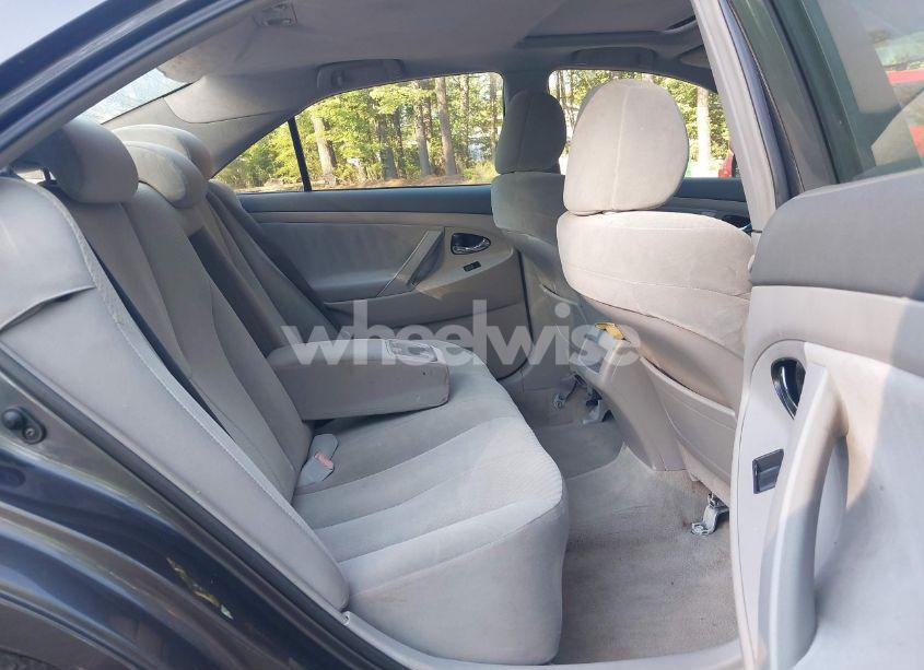 Photo 8 of 2009 Toyota Camry LE (VIN 4T1BE46K79U333095)