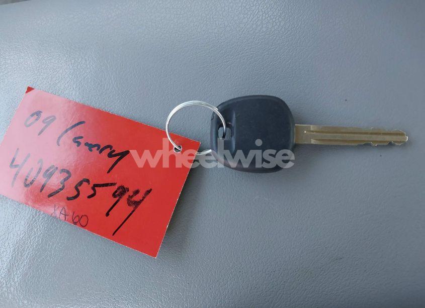 Photo 11 of 2009 Toyota Camry LE (VIN 4T1BE46K79U347773)