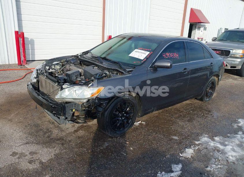 Photo 2 of 2009 Toyota Camry LE (VIN 4T1BE46K79U347773)