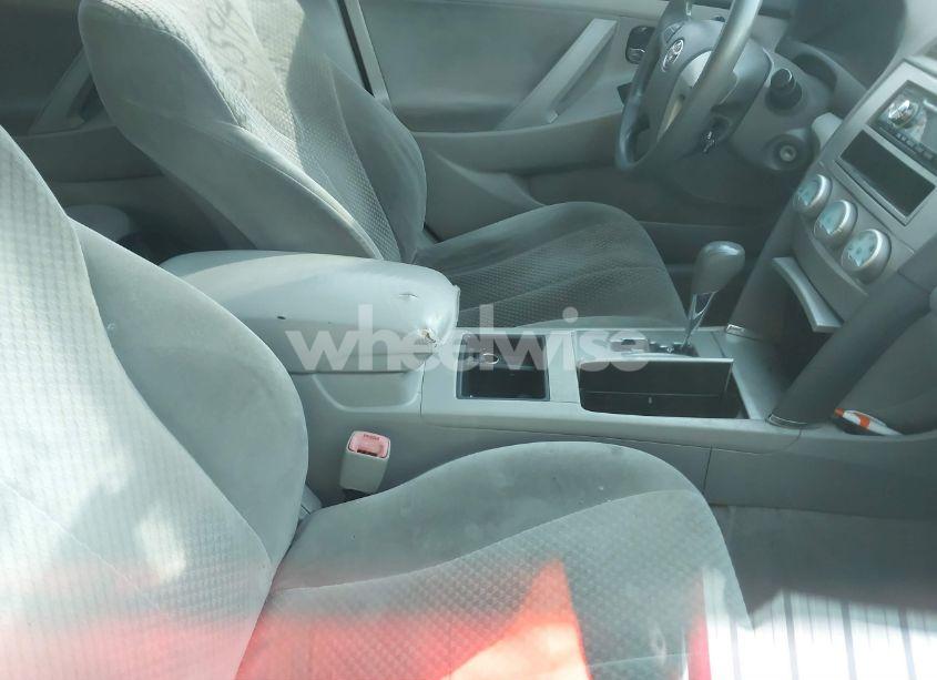 Photo 5 of 2009 Toyota Camry LE (VIN 4T1BE46K79U347773)