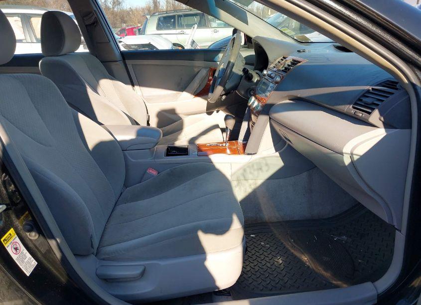 Photo 5 of 2009 Toyota Camry LE (VIN 4T1BE46K79U355355)