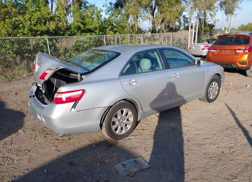 Photo 4 of 2009 Toyota Camry XLE (VIN 4T1BE46K79U373631)