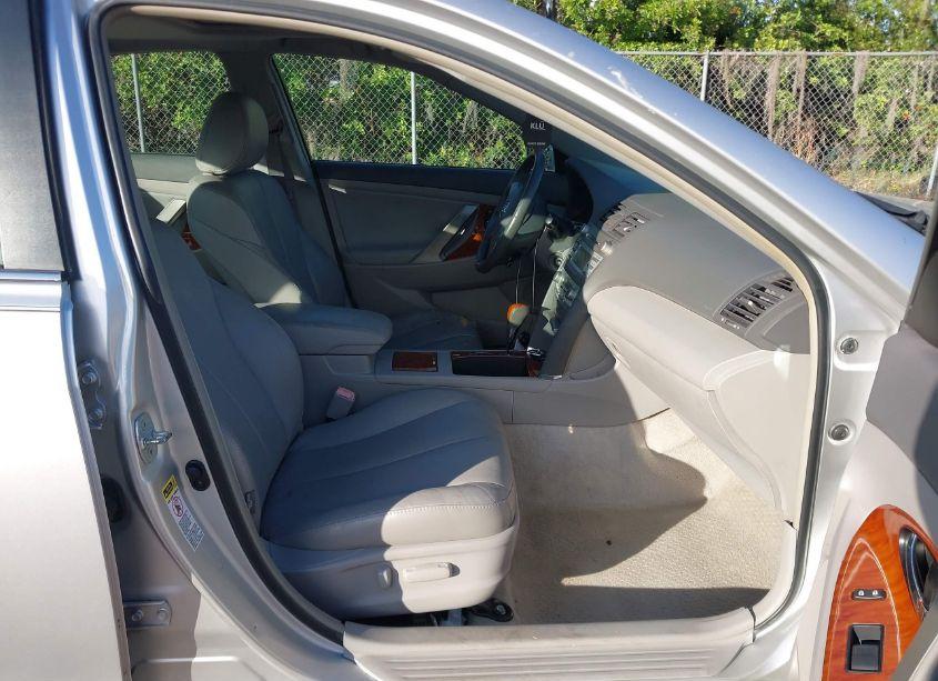 Photo 5 of 2009 Toyota Camry XLE (VIN 4T1BE46K79U373631)