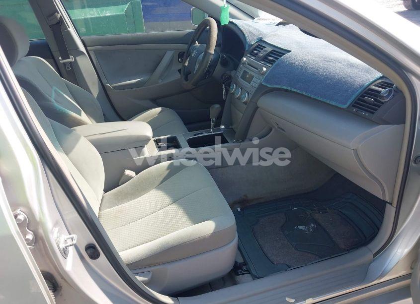 Photo 5 of 2009 Toyota Camry LE (VIN 4T1BE46K79U378117)