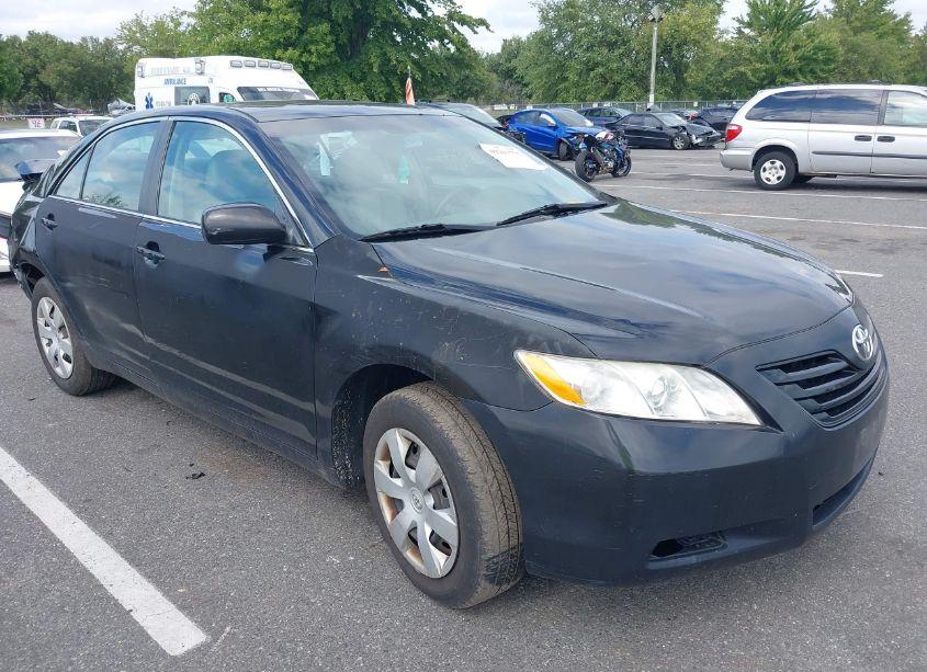 2009 Toyota Camry LE (VIN 4T1BE46K79U383124) main photo