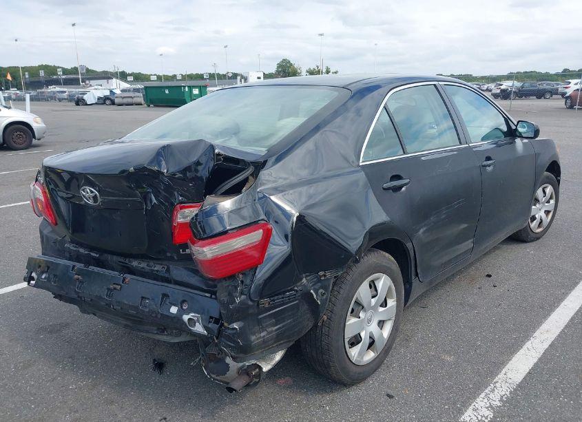 Photo 4 of 2009 Toyota Camry LE (VIN 4T1BE46K79U383124)