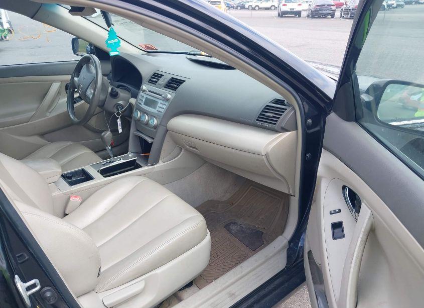 Photo 5 of 2009 Toyota Camry LE (VIN 4T1BE46K79U383124)