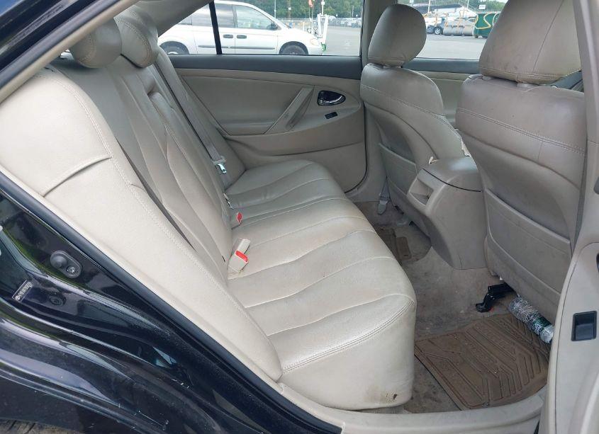 Photo 8 of 2009 Toyota Camry LE (VIN 4T1BE46K79U383124)