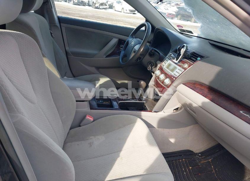 Photo 5 of 2009 Toyota Camry LE (VIN 4T1BE46K79U384564)