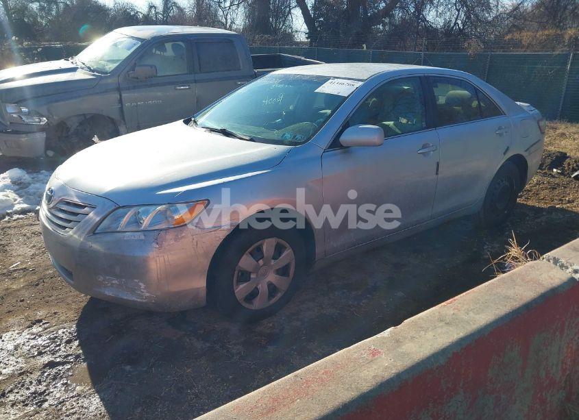 Photo 2 of 2009 Toyota Camry LE (VIN 4T1BE46K79U386962)