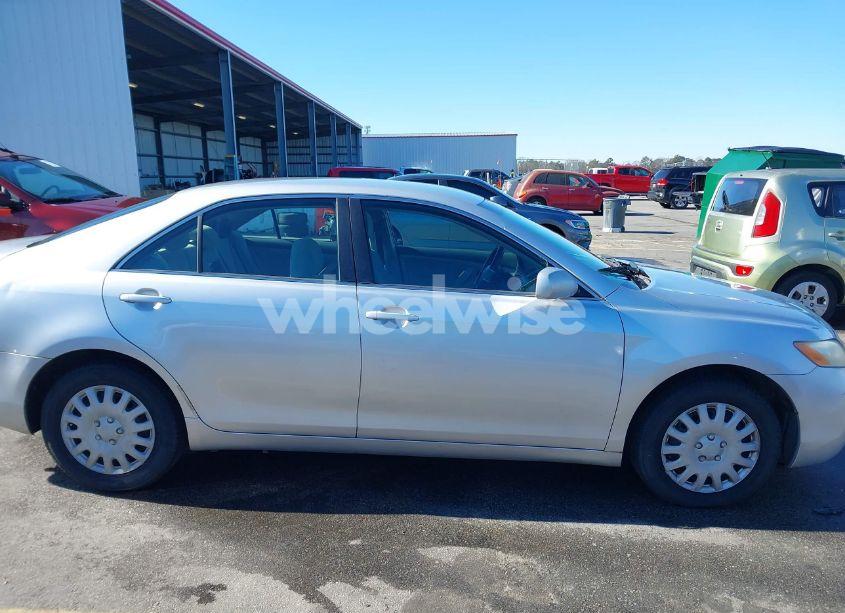 Photo 13 of 2009 Toyota Camry LE (VIN 4T1BE46K79U402898)