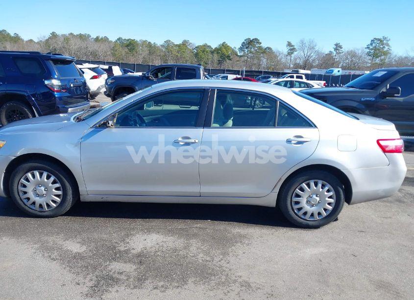 Photo 14 of 2009 Toyota Camry LE (VIN 4T1BE46K79U402898)