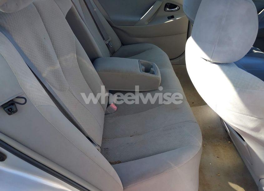 Photo 8 of 2009 Toyota Camry LE (VIN 4T1BE46K79U402898)