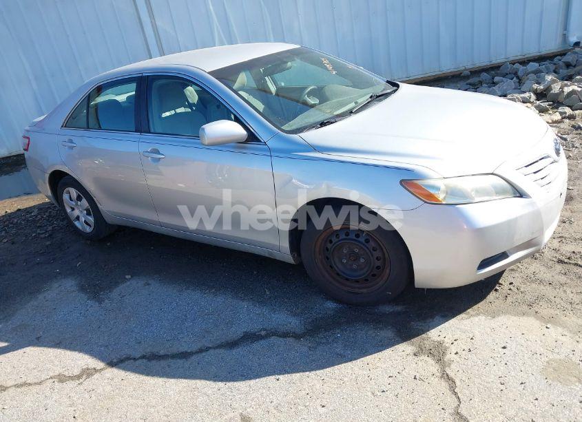 2009 Toyota Camry LE (VIN 4T1BE46K79U406384) main photo