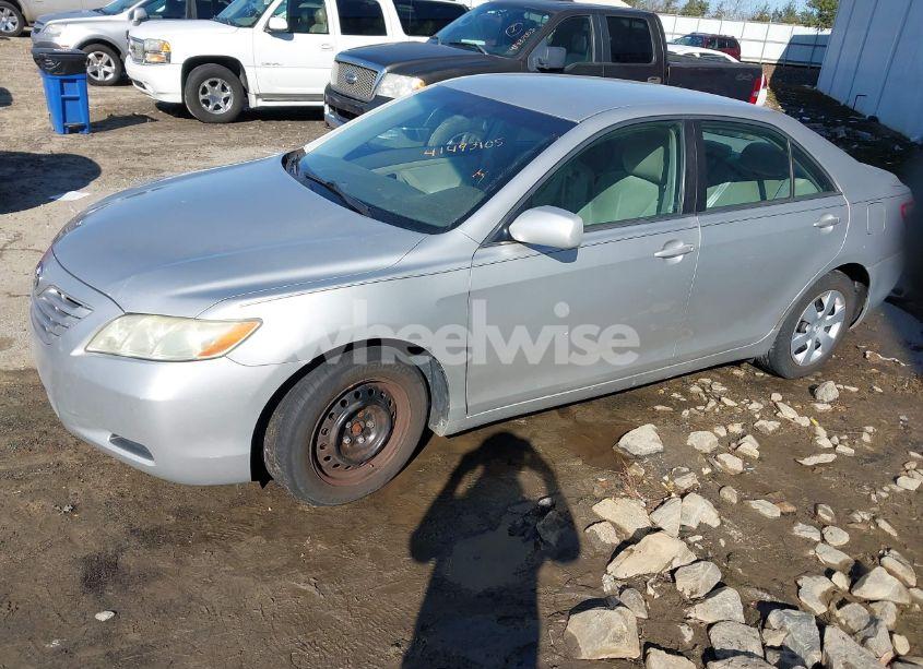 Photo 2 of 2009 Toyota Camry LE (VIN 4T1BE46K79U406384)