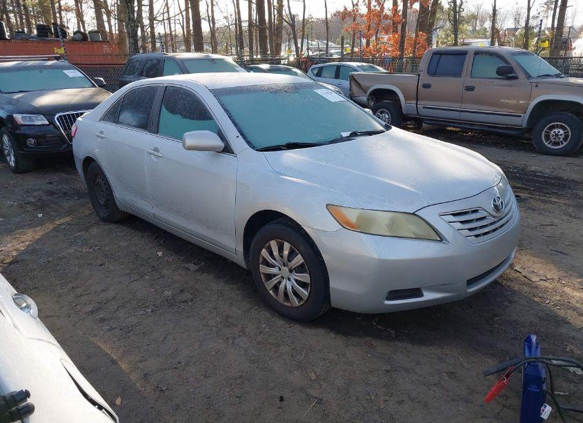 2009 Toyota Camry LE (VIN 4T1BE46K79U412363) main photo