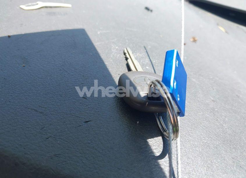 Photo 11 of 2009 Toyota Camry (VIN 4T1BE46K79U415621)