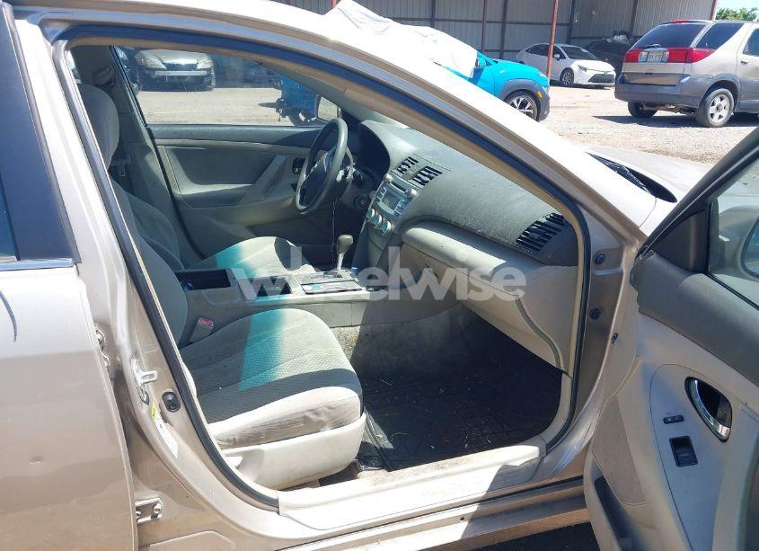 Photo 5 of 2009 Toyota Camry (VIN 4T1BE46K79U415621)