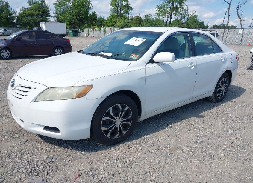 Photo 2 of 2009 Toyota Camry LE (VIN 4T1BE46K79U802007)
