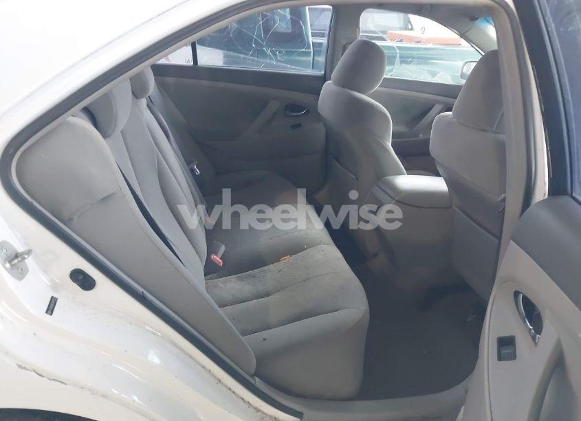 Photo 8 of 2009 Toyota Camry (VIN 4T1BE46K79U813573)