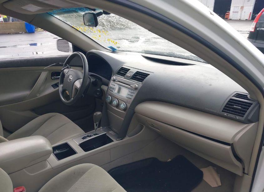 Photo 5 of 2009 Toyota Camry (VIN 4T1BE46K79U830079)