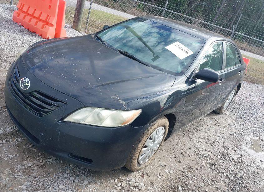 Photo 2 of 2009 Toyota Camry LE (VIN 4T1BE46K79U830633)