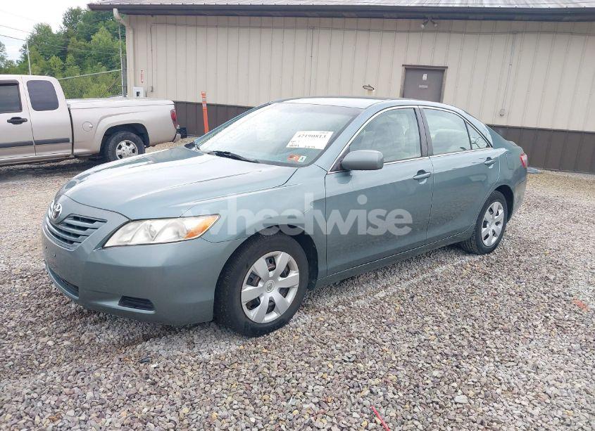 Photo 2 of 2009 Toyota Camry LE (VIN 4T1BE46K79U840451)