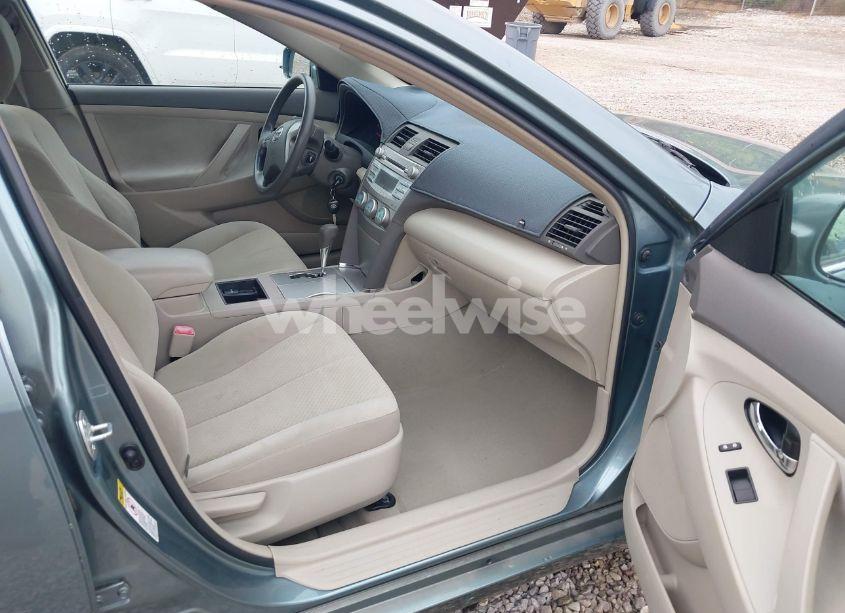 Photo 5 of 2009 Toyota Camry LE (VIN 4T1BE46K79U840451)