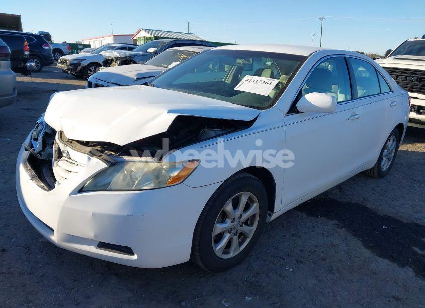 Photo 2 of 2009 Toyota Camry LE (VIN 4T1BE46K79U842362)