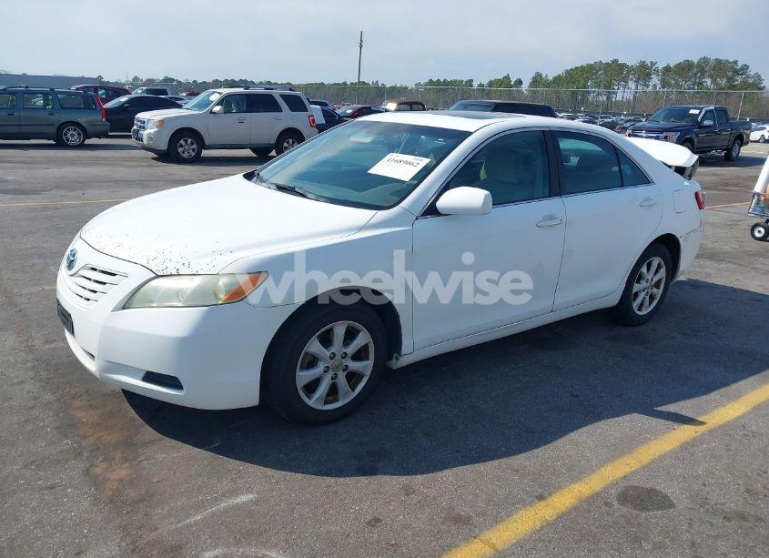 Photo 2 of 2009 Toyota Camry LE (VIN 4T1BE46K79U844340)
