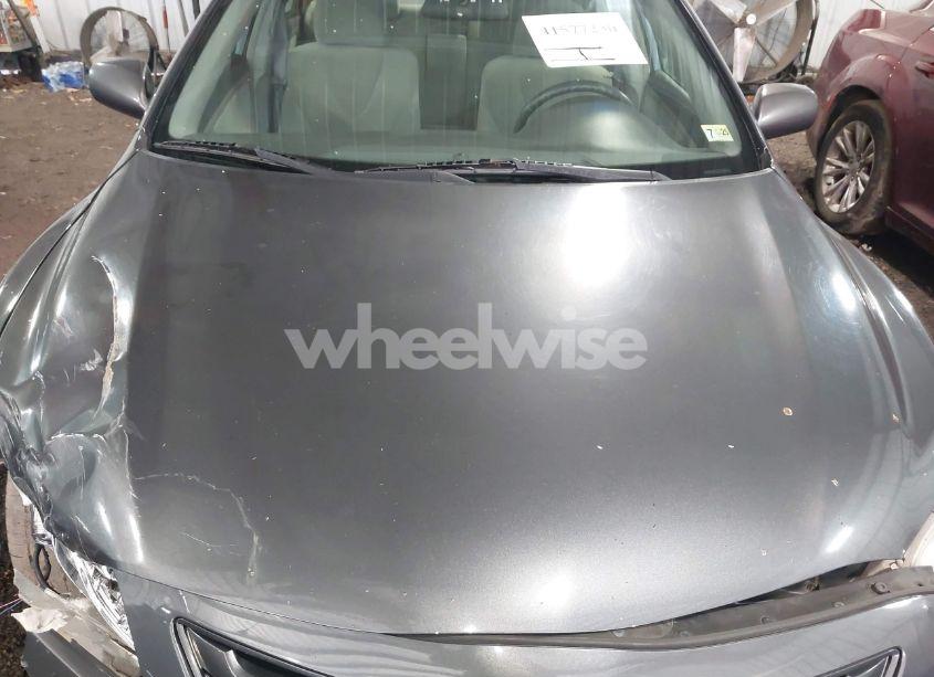 Photo 10 of 2009 Toyota Camry LE (VIN 4T1BE46K79U854656)