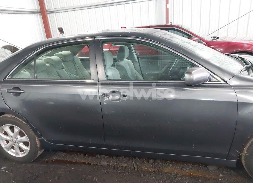 Photo 13 of 2009 Toyota Camry LE (VIN 4T1BE46K79U854656)