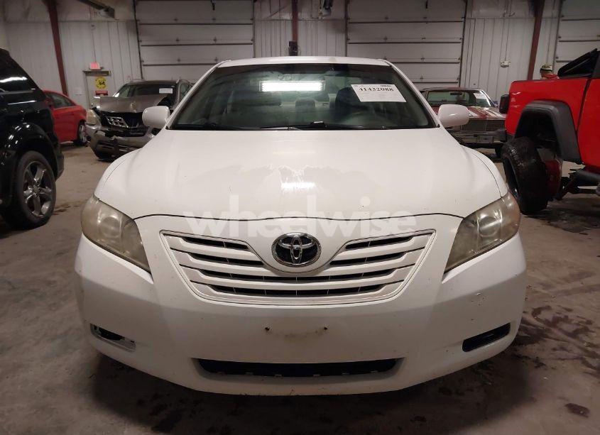 Photo 12 of 2009 Toyota Camry LE (VIN 4T1BE46K79U881713)