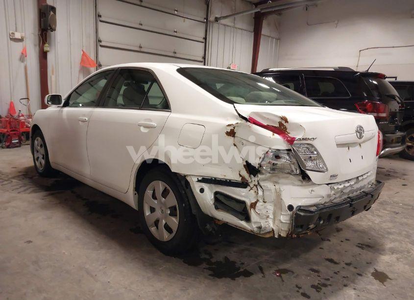 Photo 3 of 2009 Toyota Camry LE (VIN 4T1BE46K79U881713)
