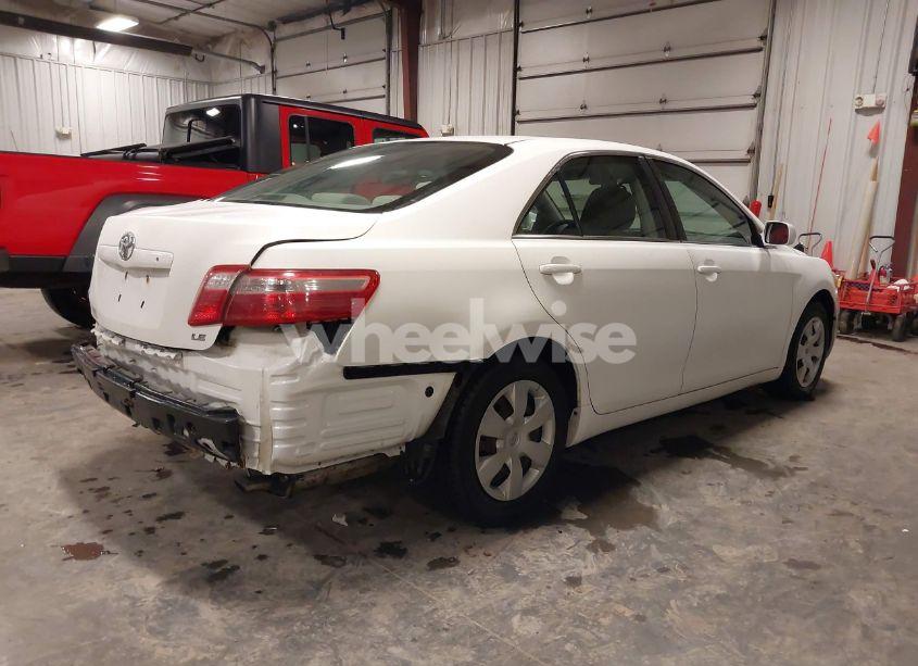 Photo 4 of 2009 Toyota Camry LE (VIN 4T1BE46K79U881713)