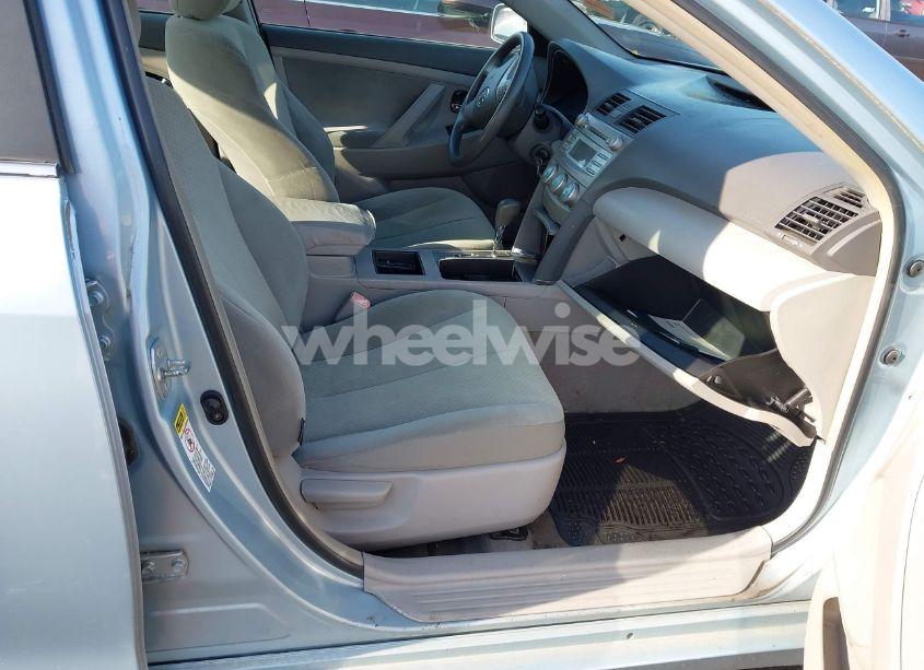 Photo 5 of 2009 Toyota Camry LE (VIN 4T1BE46K79U882277)