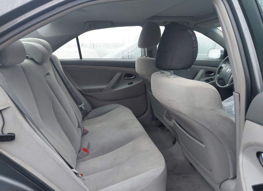 Photo 8 of 2009 Toyota Camry LE (VIN 4T1BE46K79U890461)