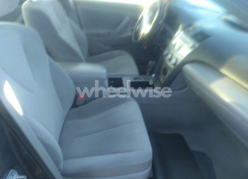 Photo 5 of 2009 Toyota Camry LE (VIN 4T1BE46K79U902964)