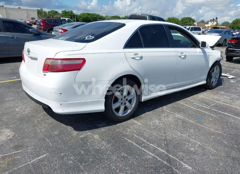 Photo 4 of 2009 Toyota Camry SE/LE/XLE (VIN 4T1BE46K79U904827)