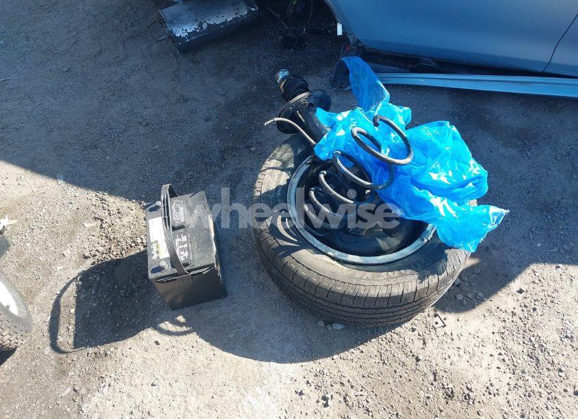 Photo 12 of 2009 Toyota Camry XLE (VIN 4T1BE46K79U909364)