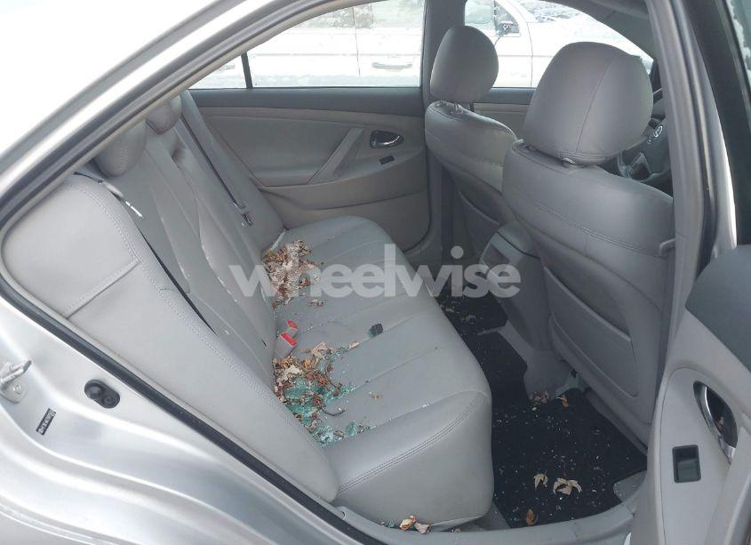 Photo 8 of 2009 Toyota Camry LE (VIN 4T1BE46K79U915830)