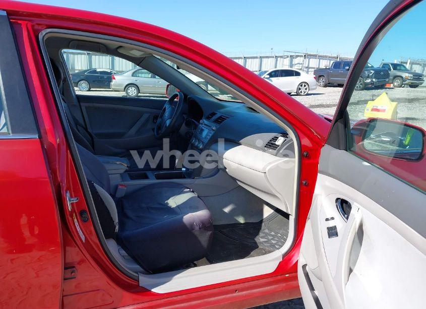 Photo 5 of 2007 Toyota Camry LE (VIN 4T1BE46K87U019646)