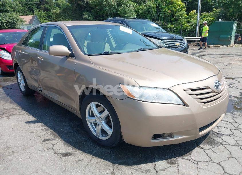 2007 Toyota Camry LE (VIN 4T1BE46K87U024913) main photo