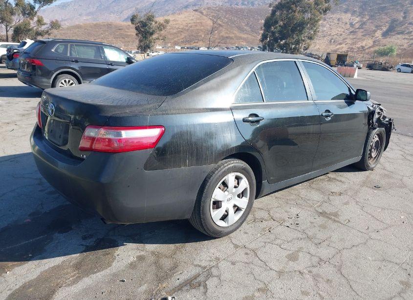 Photo 4 of 2007 Toyota Camry LE (VIN 4T1BE46K87U031599)