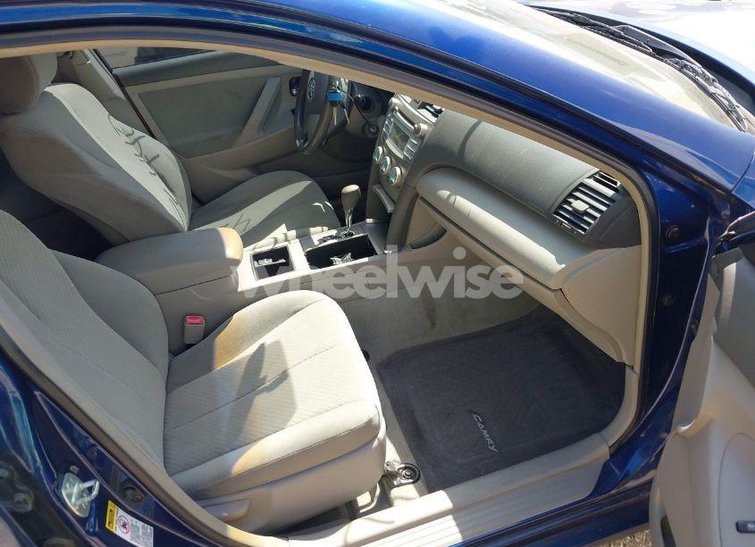 Photo 5 of 2007 Toyota Camry LE (VIN 4T1BE46K87U035667)