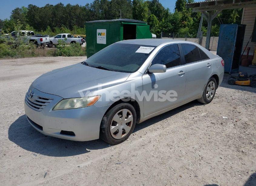 Photo 2 of 2007 Toyota Camry LE (VIN 4T1BE46K87U063162)
