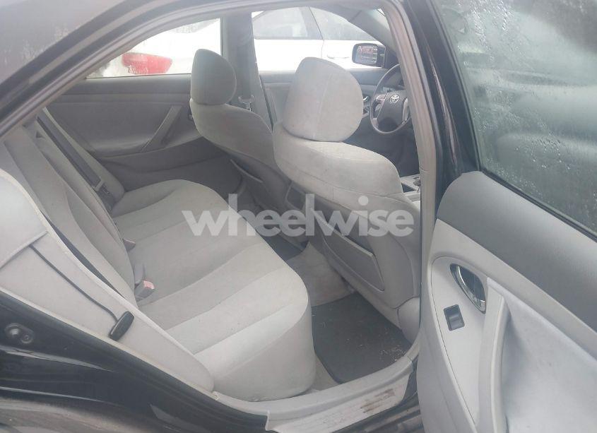 Photo 8 of 2007 Toyota Camry LE (VIN 4T1BE46K87U098378)