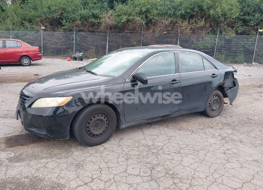 Photo 2 of 2007 Toyota Camry LE (VIN 4T1BE46K87U135459)