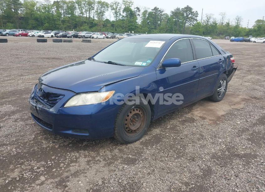 Photo 2 of 2007 Toyota Camry LE (VIN 4T1BE46K87U135509)