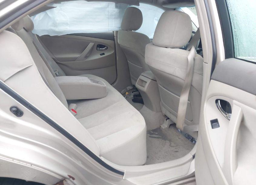 Photo 8 of 2007 Toyota Camry LE (VIN 4T1BE46K87U160426)